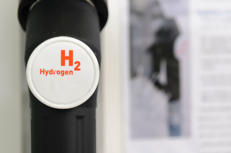Hydrogen Power: The Future of Cars & Shifting into a Cleaner World | Shutterstock